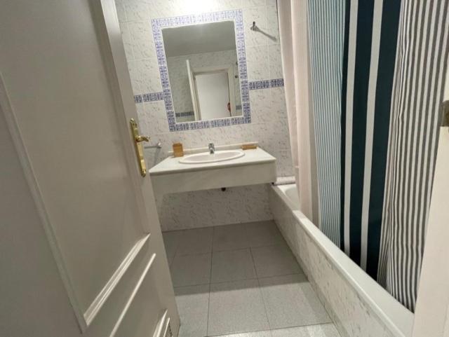 Amazing Apartment For Families Up To 6 Persons Benalmádena Eksteriør bilde